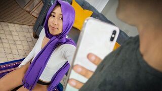 Horny Perv Peeps On Beauty Babe In Hijab Vanessa Vox - porn video